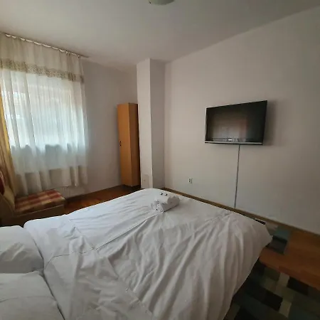 Будинок відпочинку Casa Lunga 50 Брашов