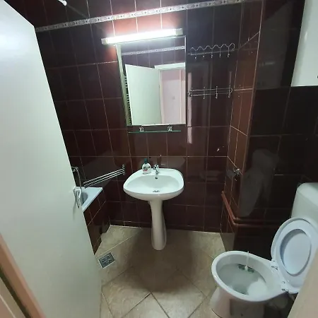 Casa Lunga 50 * Брашов