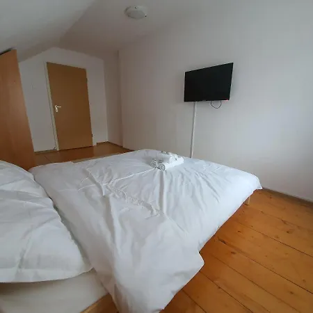 Casa Lunga 50 *