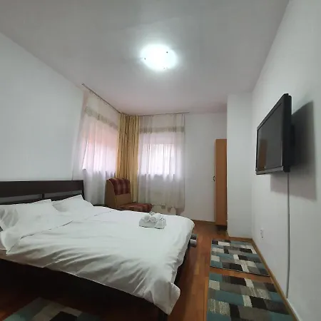 Будинок відпочинку Casa Lunga 50 Брашов