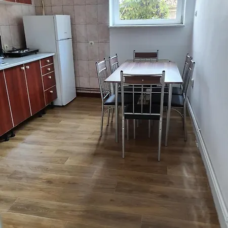 Будинок відпочинку Casa Lunga 50 *